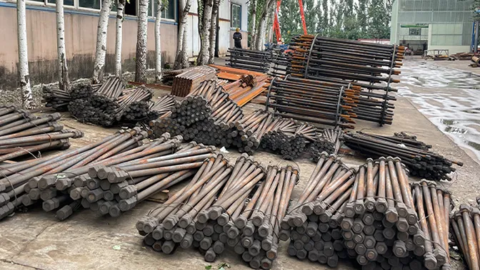 Анкерный болт (7)